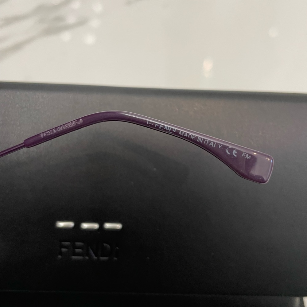 FENDI Sunglasses (NWOT) - Picture 2 of 5